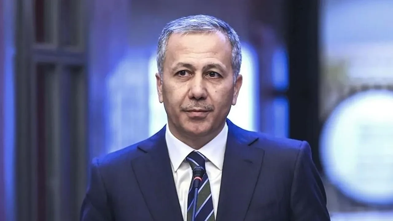 Trafikte yeni dönem! Bakan Yerlikaya'dan net mesaj: Hedef sıfır can kaybı