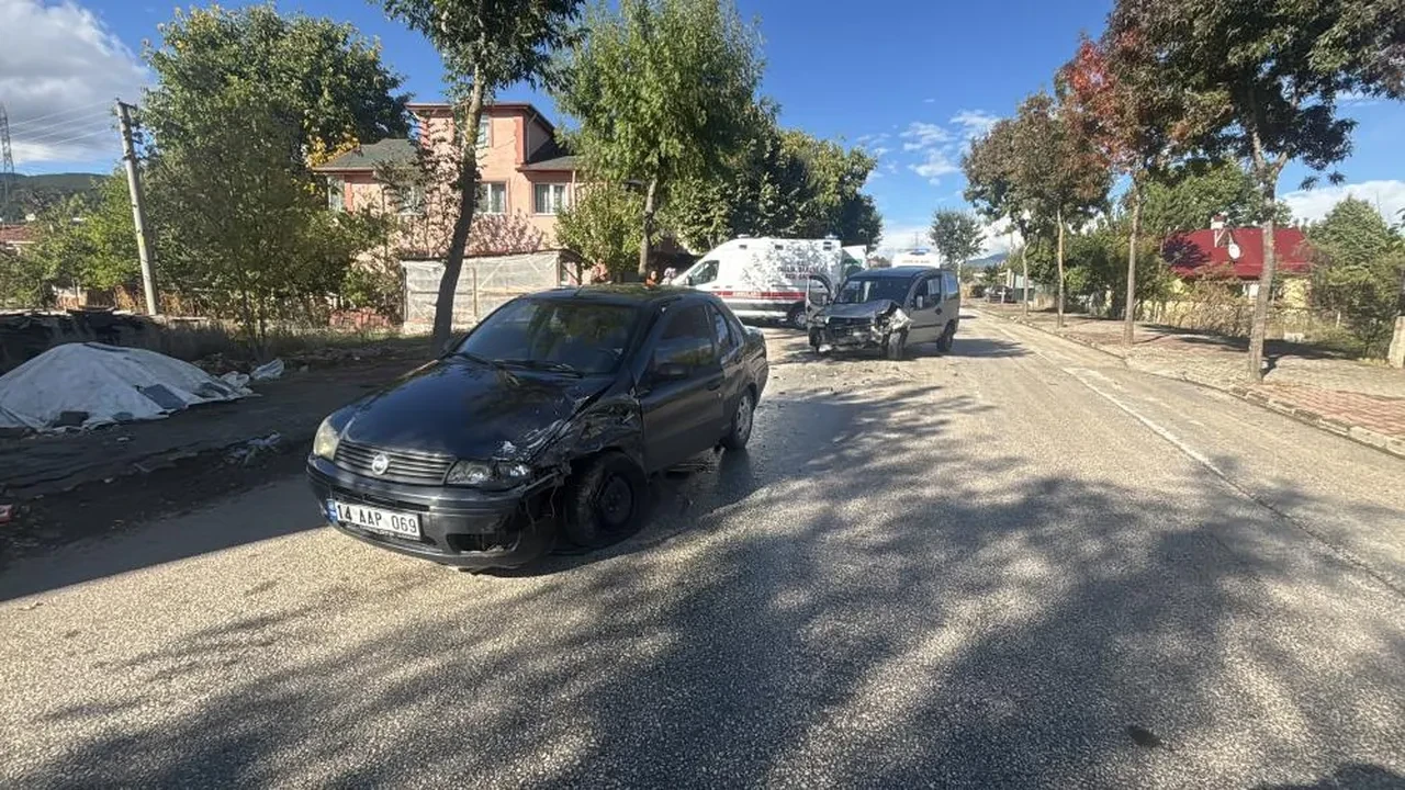 Bolu'da korkunç kaza! 4'ü çocuk 5 kişi hastaneye kaldırıldı