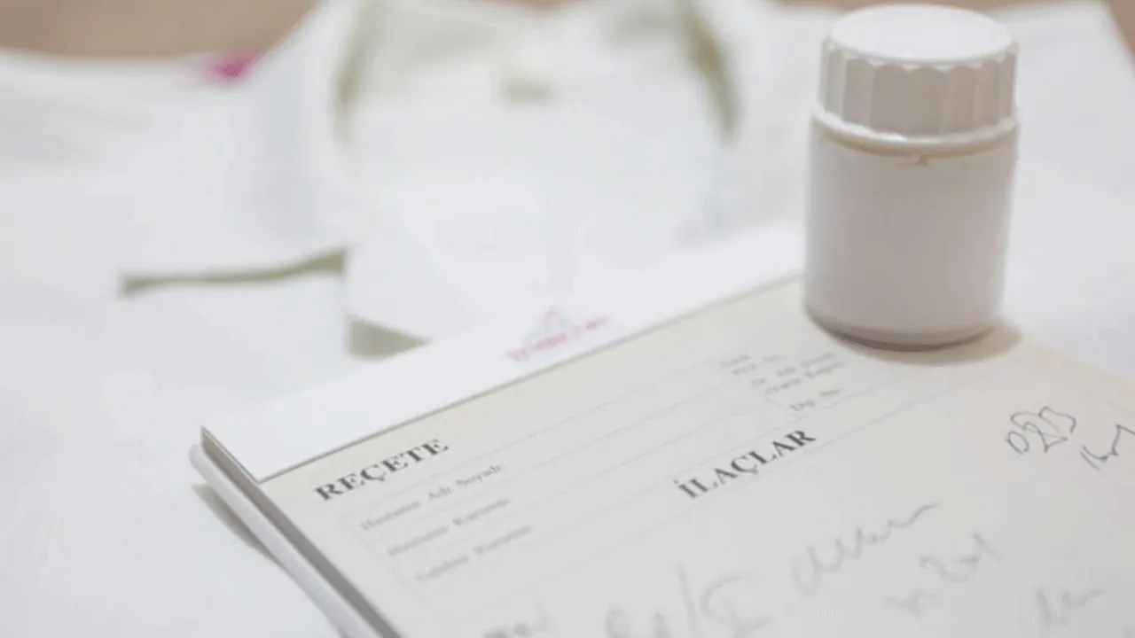 Düzce'de 'yeşil reçete' skandalı! Doktorun 7 suç kaydı çıktı