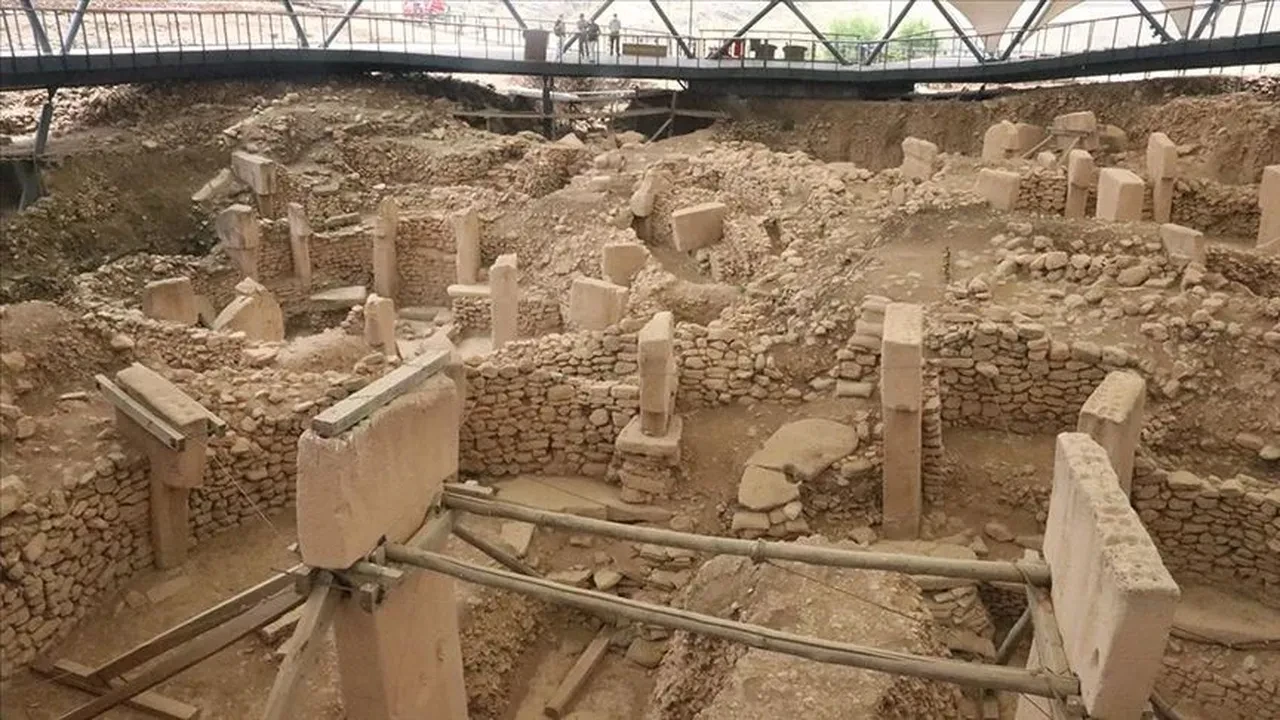 Göbeklitepe'de yeni keşif: Dörtgen yapılı konut izleri