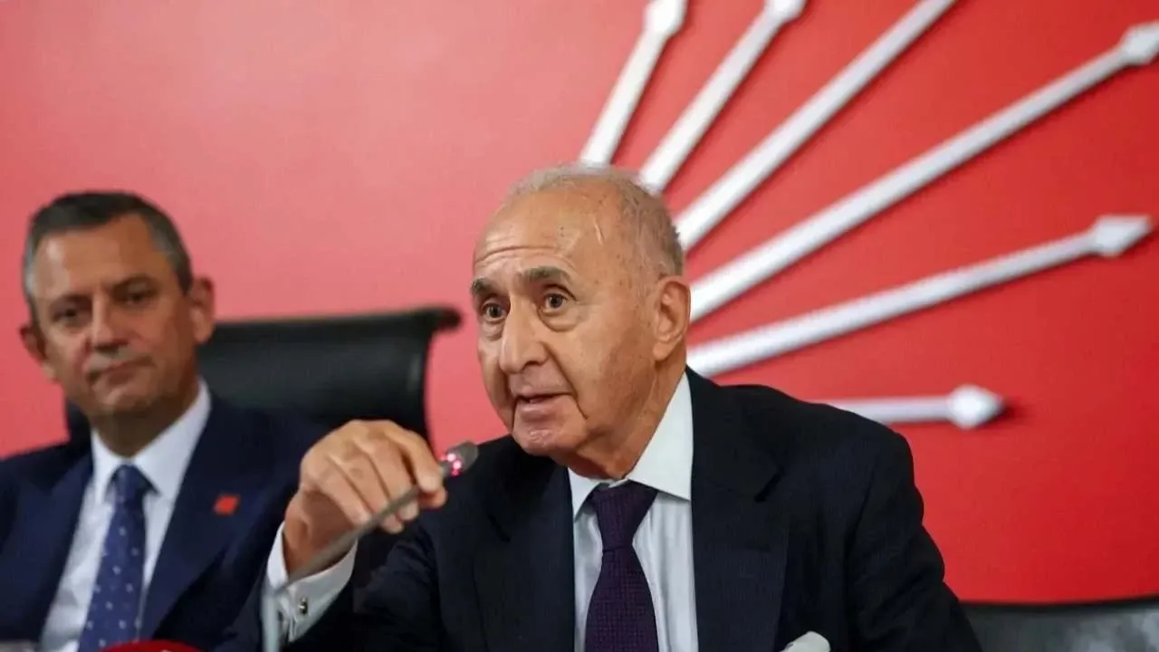 Hikmet Çetin kimdir nereli? CHP Eski Genel Başkanı yoğun bakıma kaldırıldı