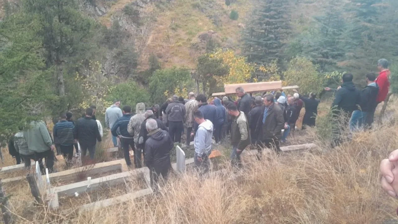 İki kardeşin feci ölümü! Cenazeleri tek tabutla getirildi