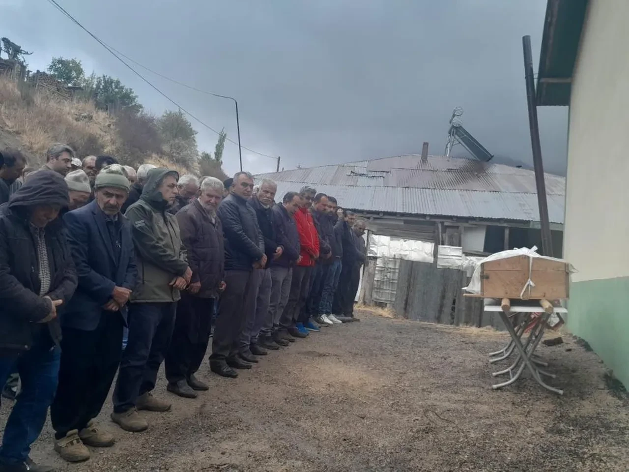 İki kardeşin feci ölümü! Cenazeleri tek tabutla getirildi