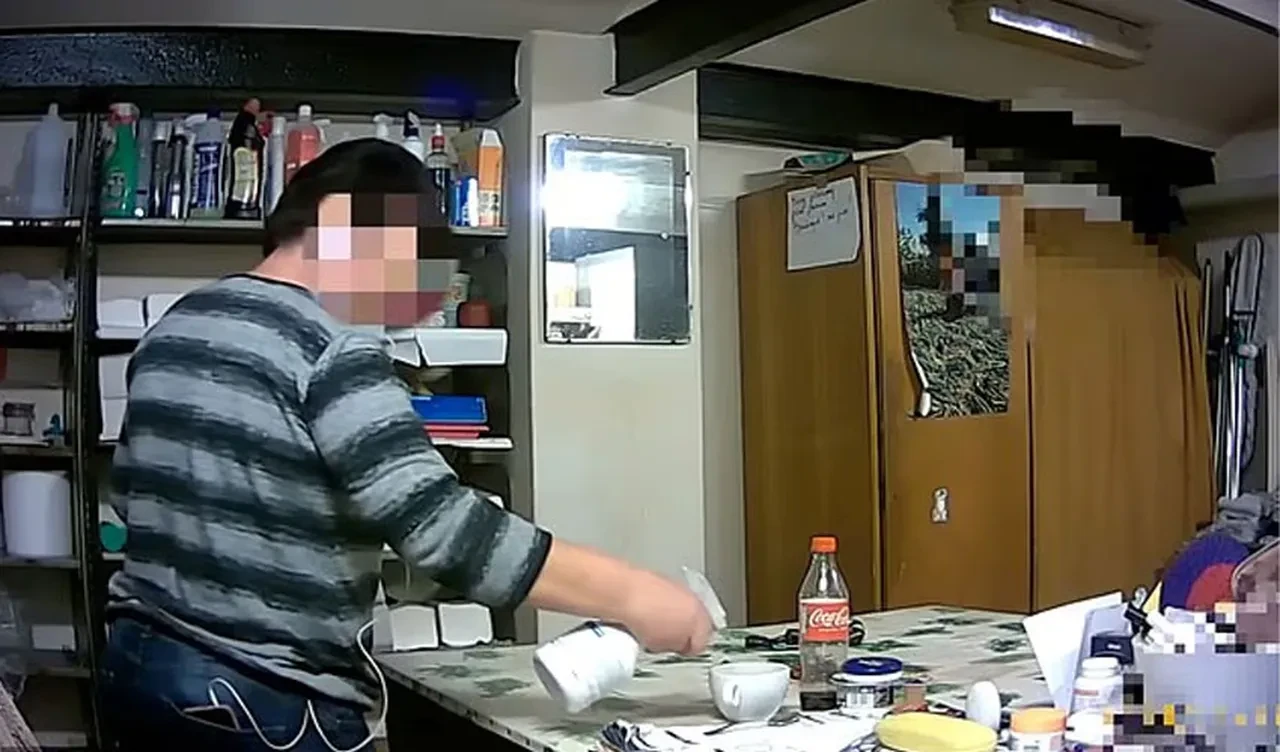 İş arkadaşını temizlik malzemeleriyle zehirledi! Sebebi ortaya çıktı