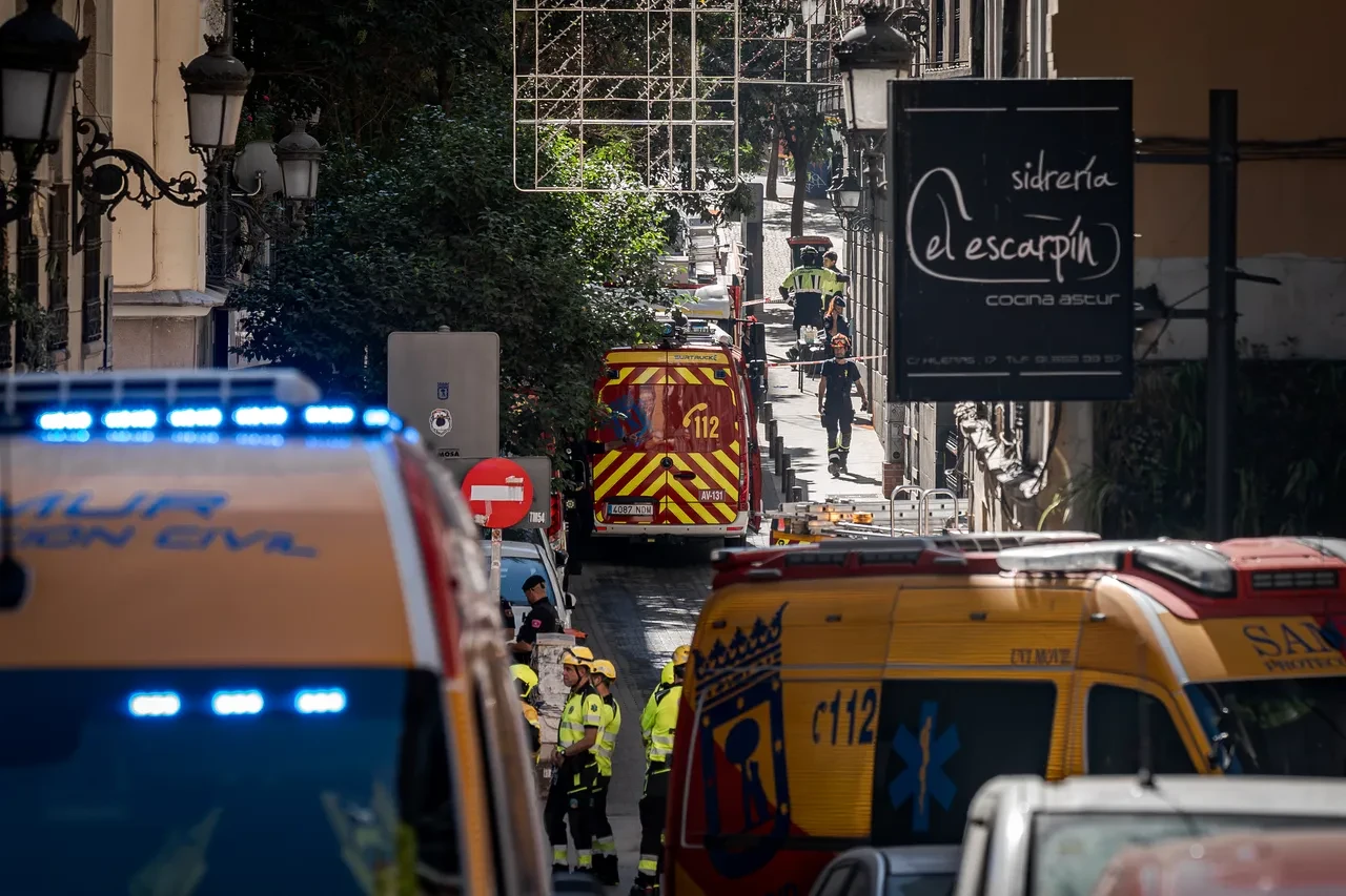 Madrid'de restore edilen bina çöktü: Ölü ve yaralılar var