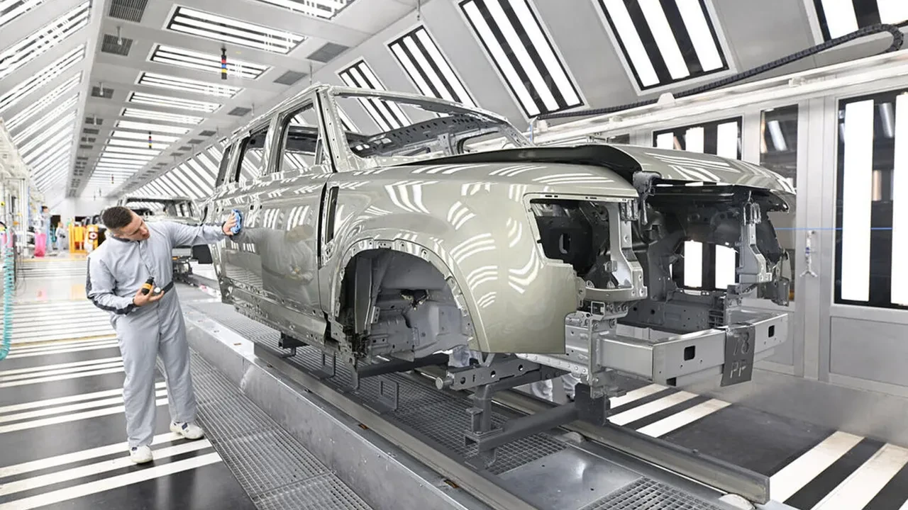 Otomobil devinden iyi haber! 5 haftalık aranın ardından üretime başladı