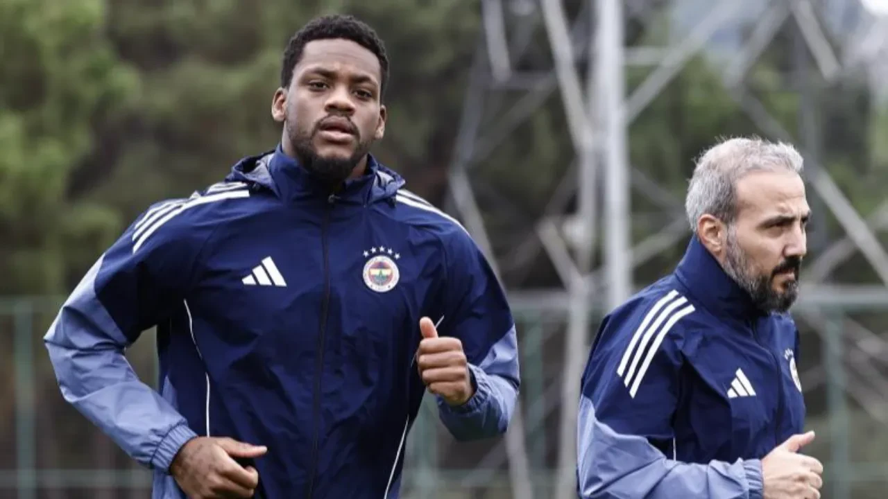 Sakatlığı yılan hikayesine dönmüştü: Fenerbahçe'de Jhon Duran'dan yeni haber var!