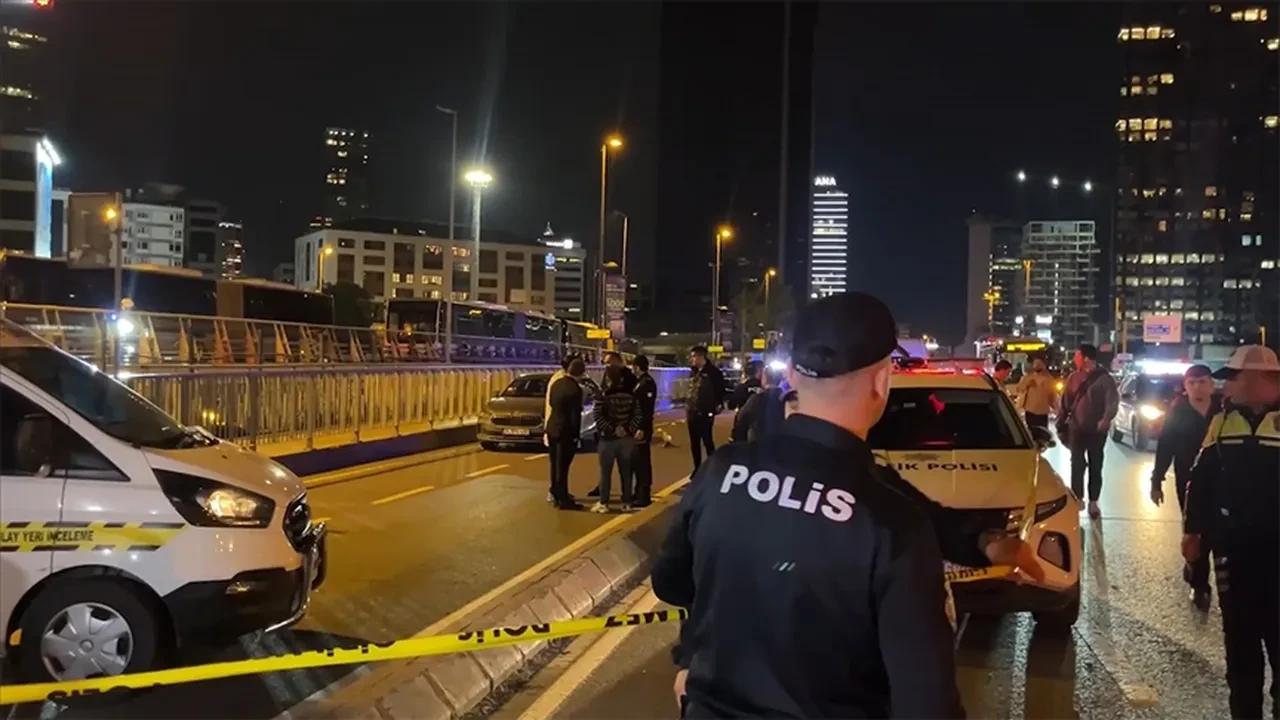 Silahlı saldırıda öldürülen avukat Serdar Öktem'in cenazesi toprağa verildi