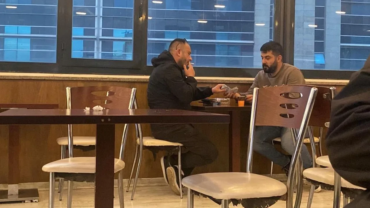 Tahliye oldu yine rahat durmadı! Dolandırıcı avukata böyle suçüstü yapıldı