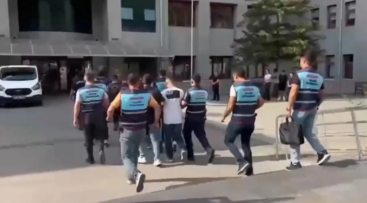 Antalya'daki lüks otele ateş açtılar! Kıyafetlerini değiştirip kaçtılar