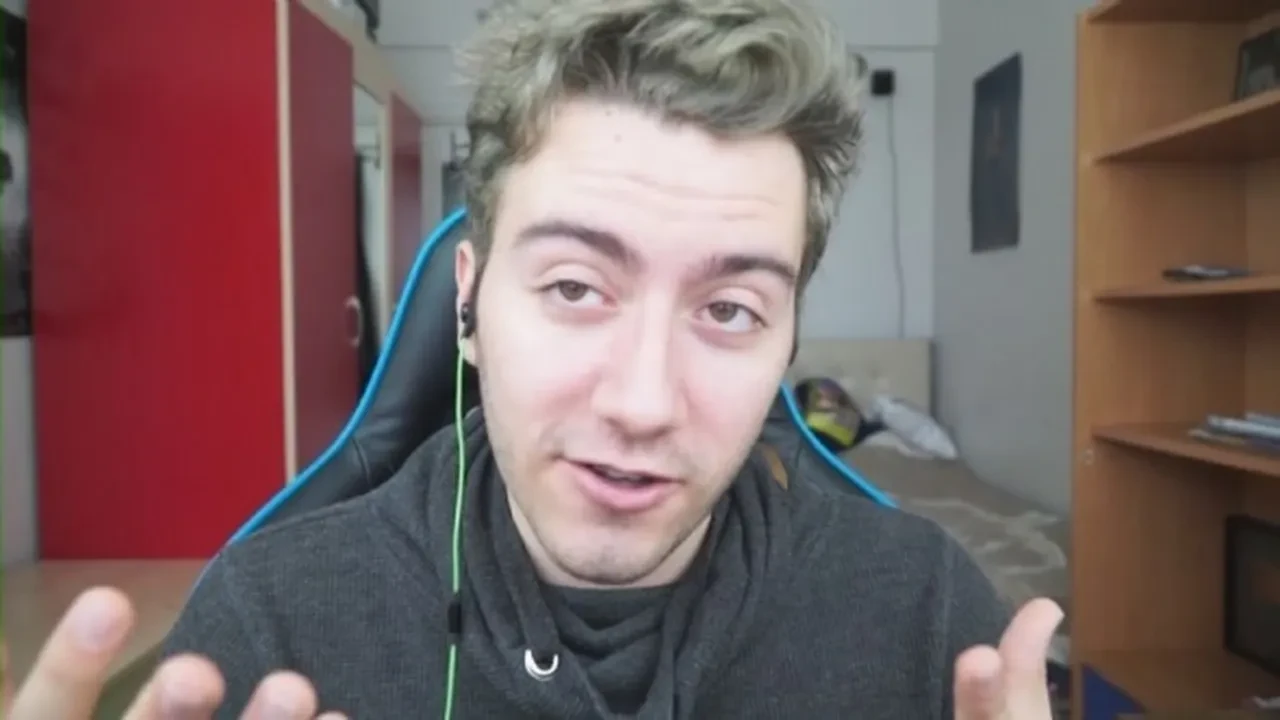 Enes Batur YouTube kanalını kapattı! Türkiye'nin en çok takipçiye sahip ismi değişti