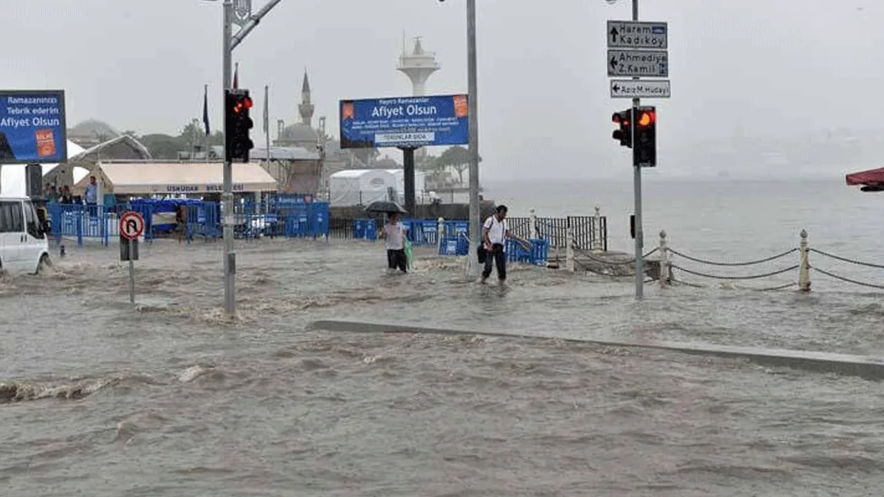 İstanbul Valiliği'nden iki ilçeye sel uyarısı!