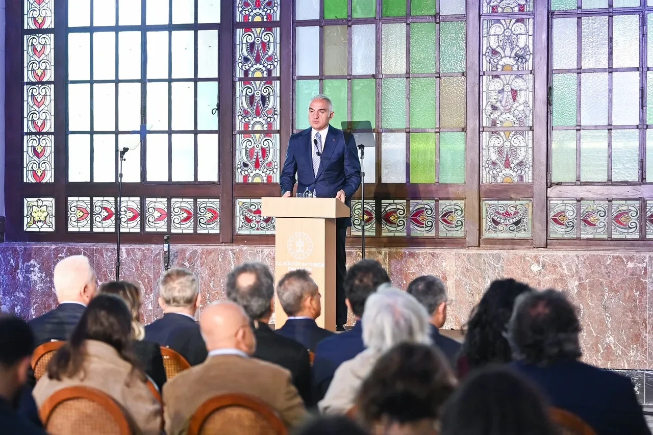 Haydarpaşa ve Sirkeci Garı yeniden hayat buluyor! Yeni kültür sanat adası olacak 