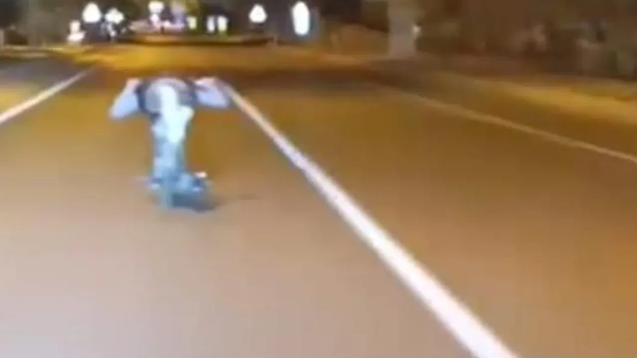 Motosiklet sürücüsü, ölüme böyle davetiye çıkardı