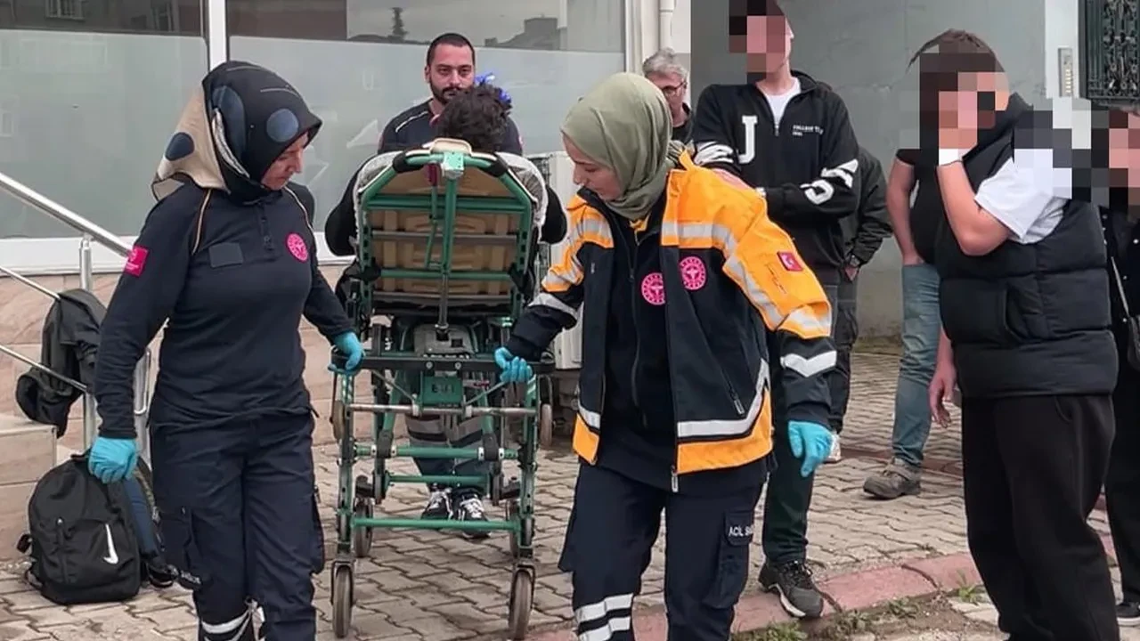 Ordu'daki trafik kazasında 3 öğrenci yaralandı
