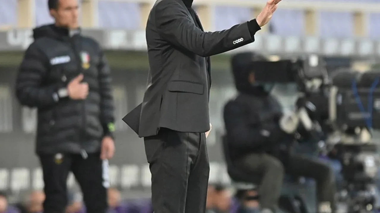 Süper Lig'de teknik direktör kıyımı! Tam 7 takımda değişiklik