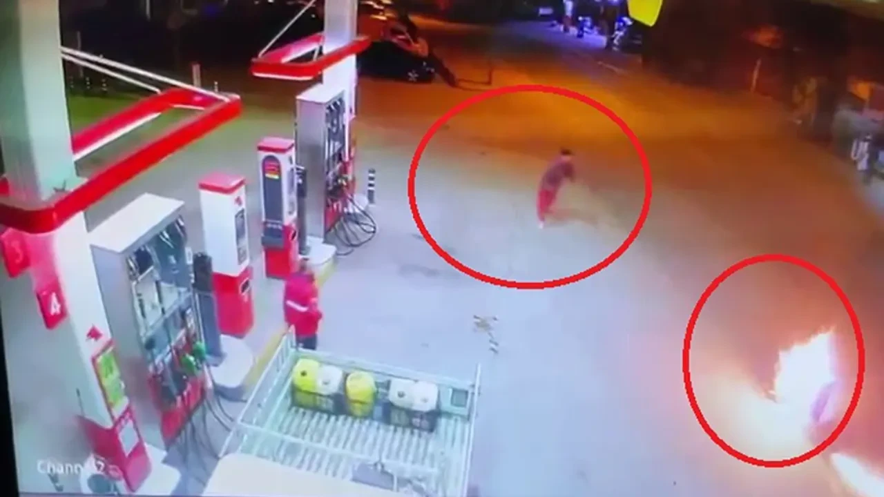 Alev alan motosiklet akaryakıt istasyonuna daldı! Faciadan kıl payı dönüldü