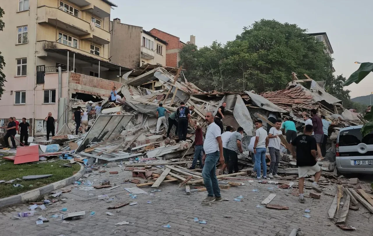 Balıkesir depremleri sonrası uzman isim bölgeyi uyardı: En fazla 6 şiddetinde deprem bekleniyor