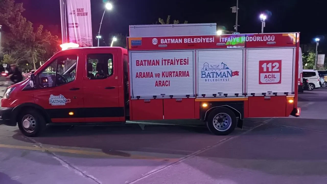 Batman'da AVM'de korkunç kaza! 3 saat boyunca kopan parmağı aradılar