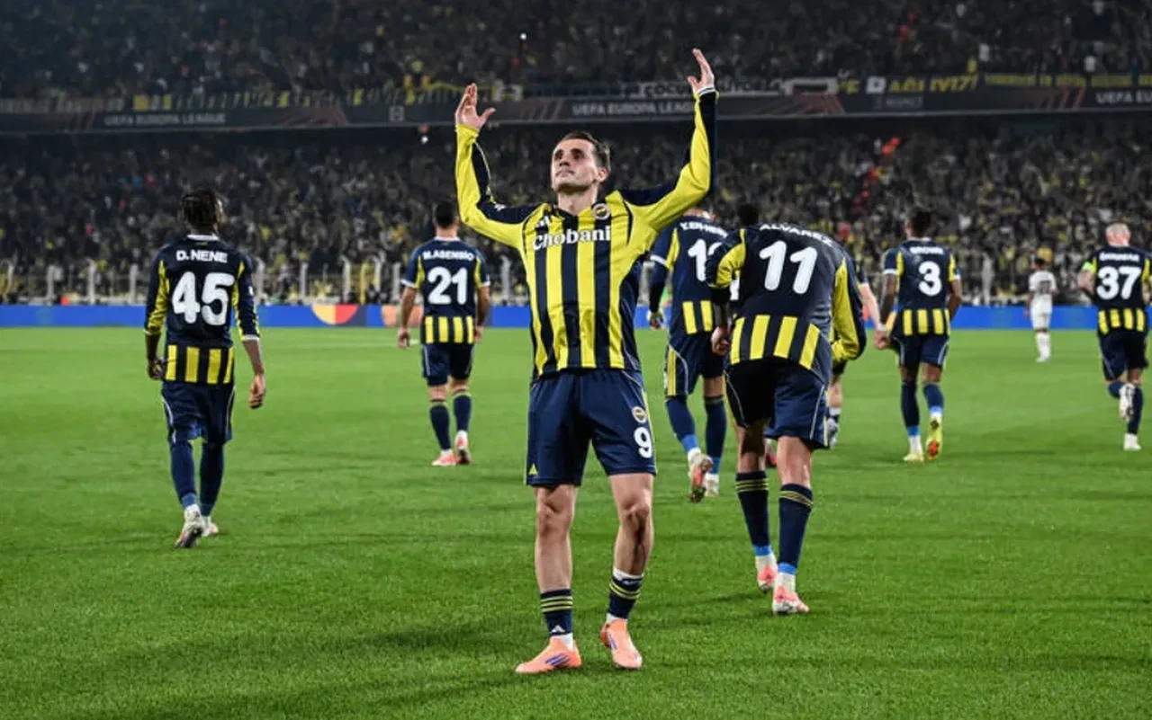 Beşiktaş Fenerbahçe maçını şifresiz veren yabancı kanallar! Birçok ülkeden canlı yayınlanacak