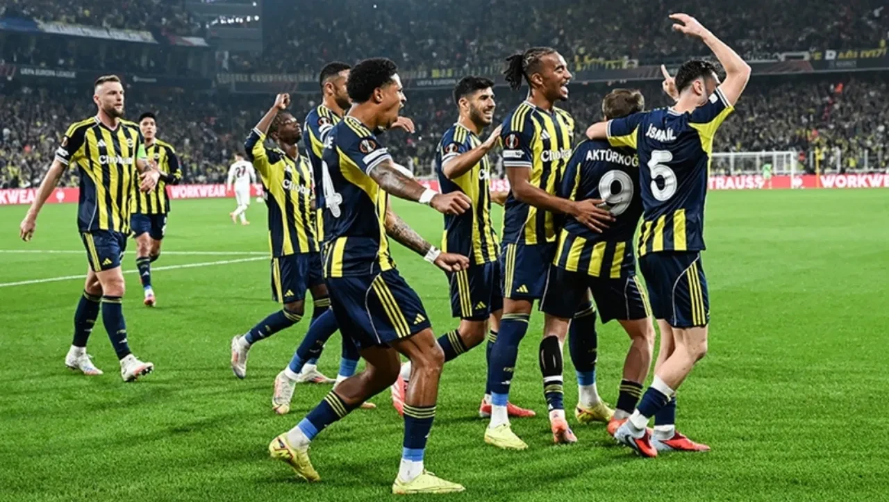 Beşiktaş Fenerbahçe maçını şifresiz veren yabancı kanallar! Birçok ülkeden canlı yayınlanacak