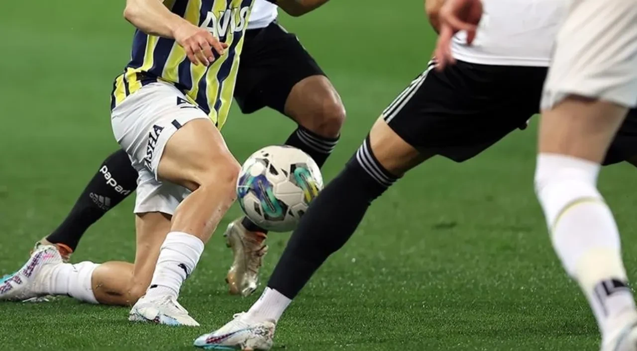Beşiktaş Fenerbahçe muhtemel 11! Gözler 2 golcünün üzerinde olacak