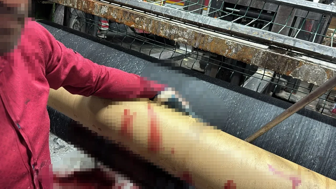 Bursa'da feci iş kazası! Silindir makinesine iki elini de kaptırdı