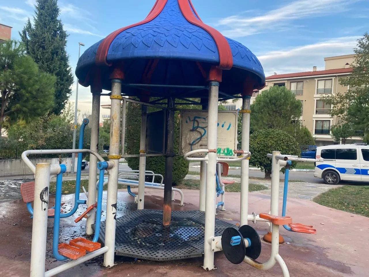 Çocukların oyunu yangınla bitti! Oyuncak alev alev yandı