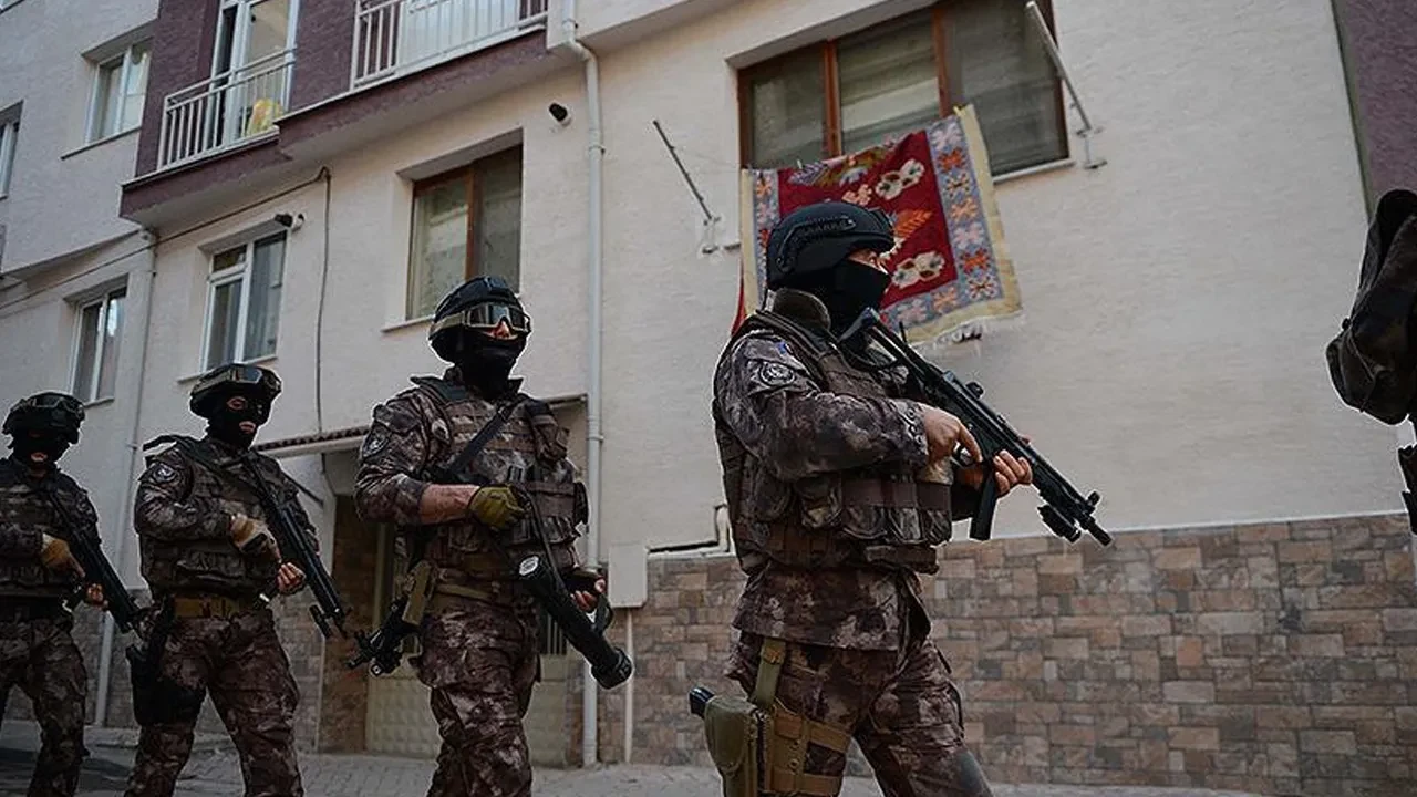 DEAŞ operasyonu! Çok sayıda adrese baskın düzenlendi: Gözaltılar var