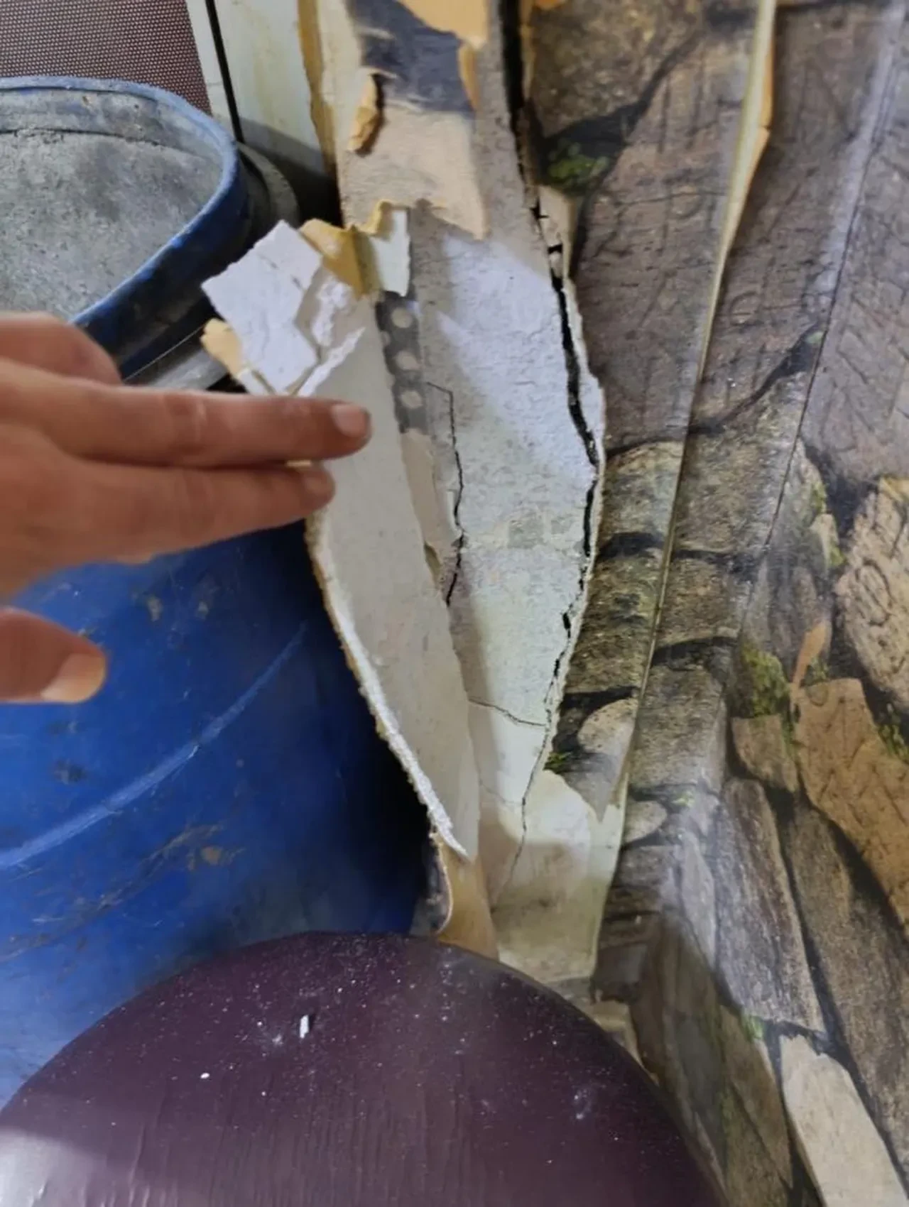 Gebze'de 4 kişinin can verdiği yerde bir binada daha yıkılma belirtisi! Tahliye edildi