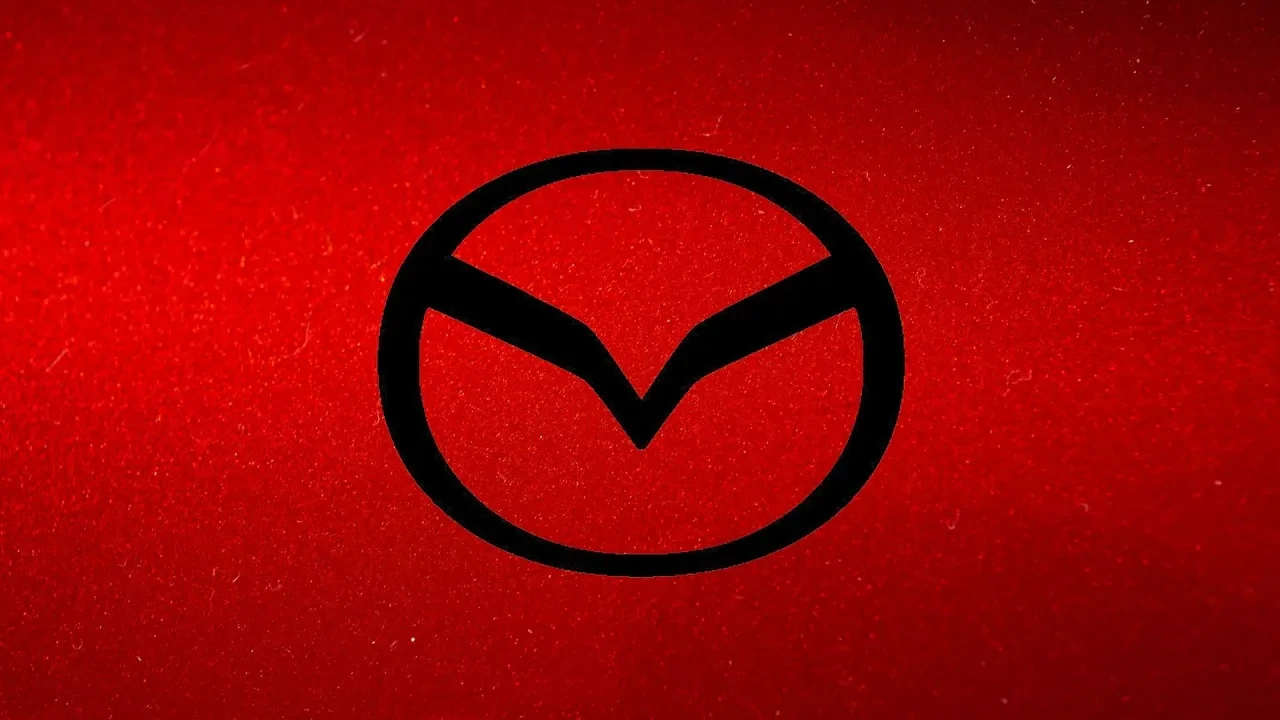 Japon otomobil devi logosunu değiştirdi