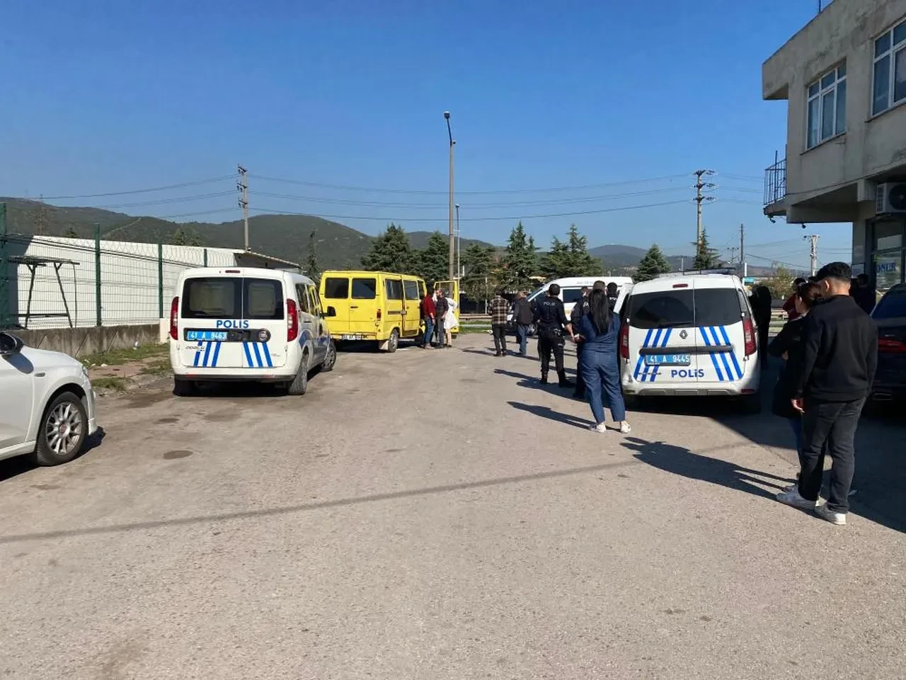 Kocaeli'de 7 yıldır içinde yaşadığı minibüs yaşlı adamın sonu oldu