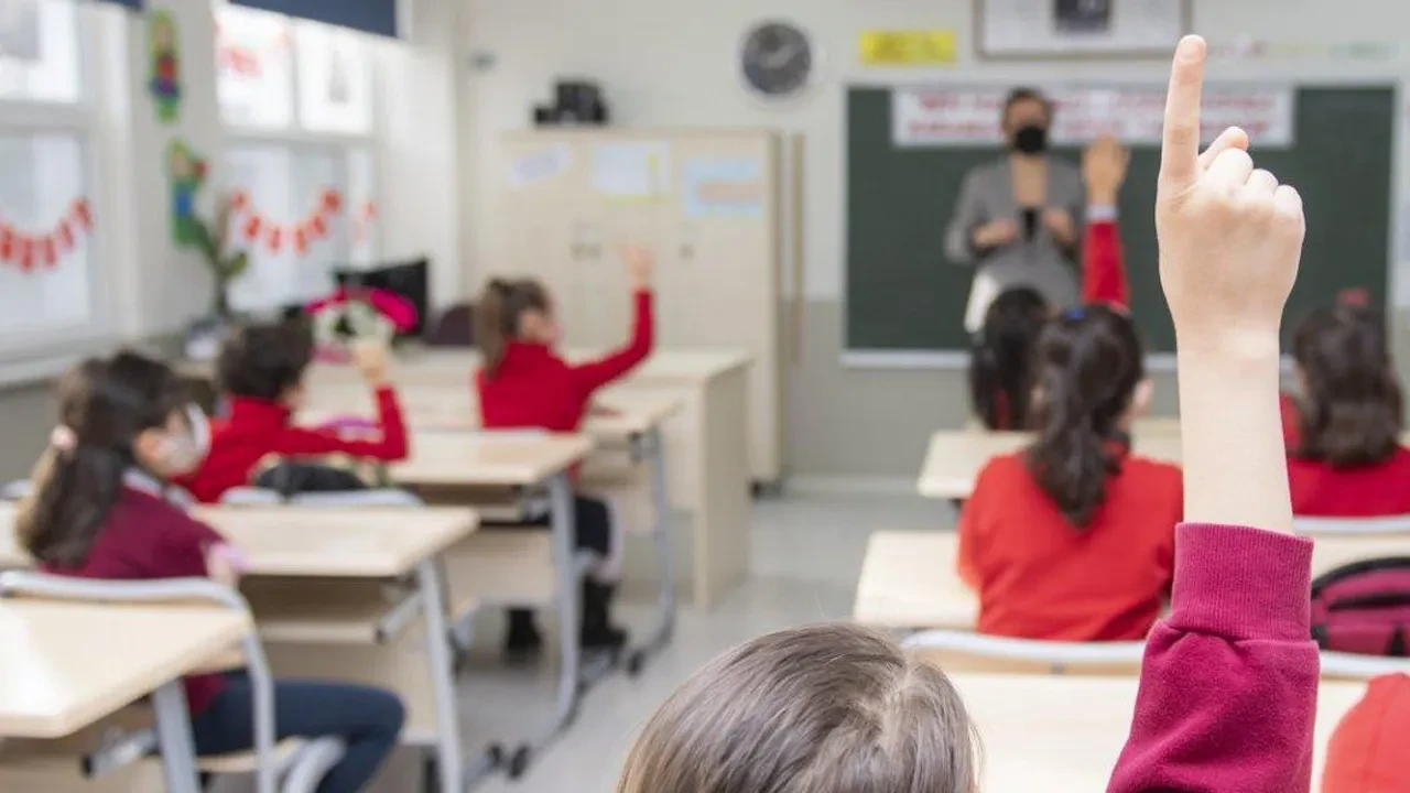 MEB harekete geçti: Müfredata yeni ders eklenecek