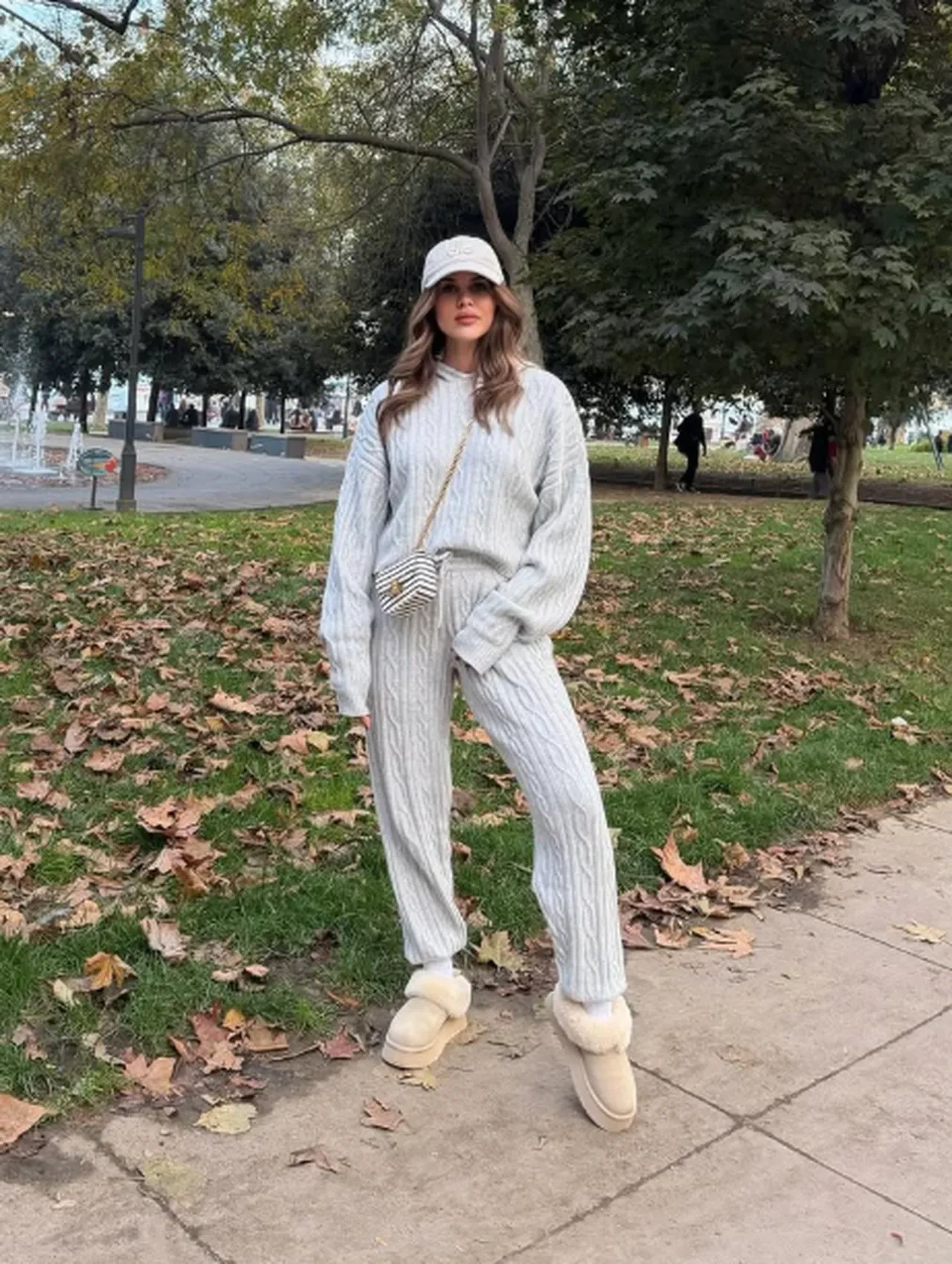 Mehmet Ali Erbil'in eşi Gülseren Ceylan gözünü Buse Varol'un koltuğuna dikti "Mali'yi fethettim, sıra televizyonlarda"