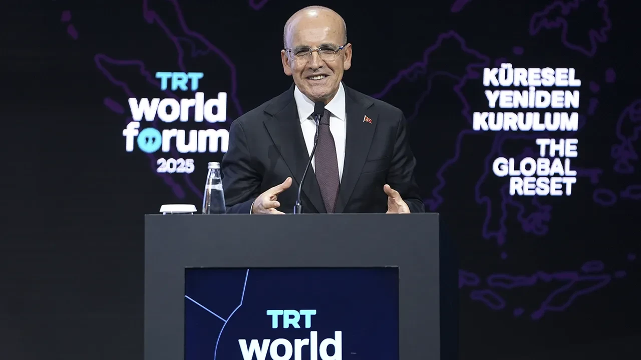 Mehmet Şimşek AK Partili yıllardaki ekonomik büyümeyi açıkladı! 2 ülkeyi ayırıp 'Öndeyiz' dedi