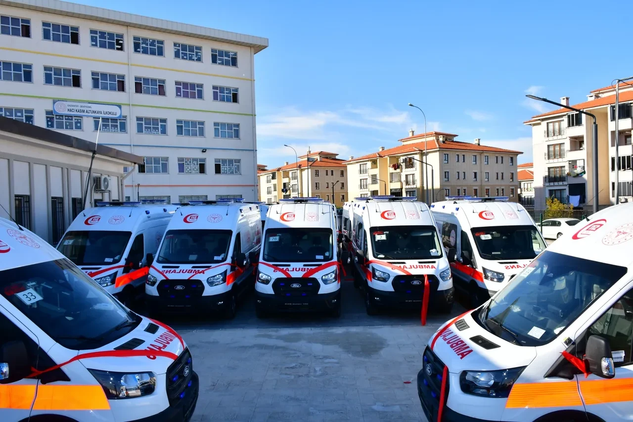 Sağlık Bakanlığı'ndan Gaziantep’e 16 yeni ambulans