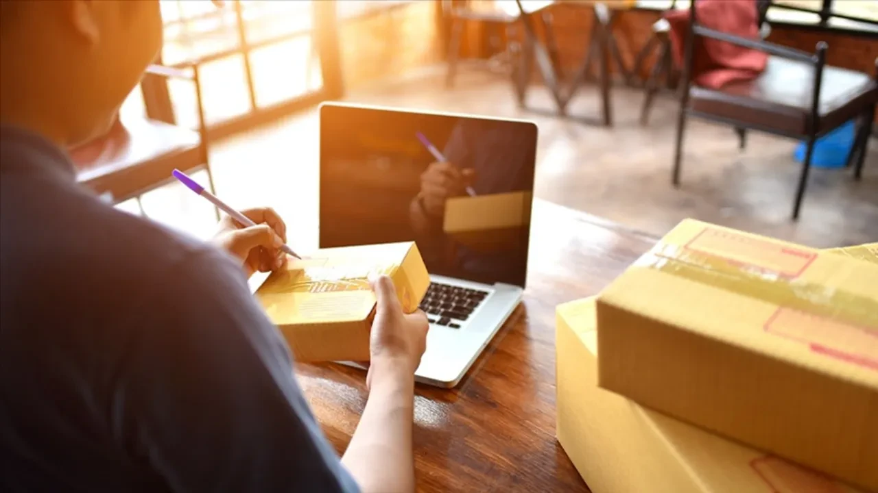 10 Kasım'da kargolar çalışıyor mu, açık mı? Trendyol Express, Aras, PTT kargo çalışma durumu 2025