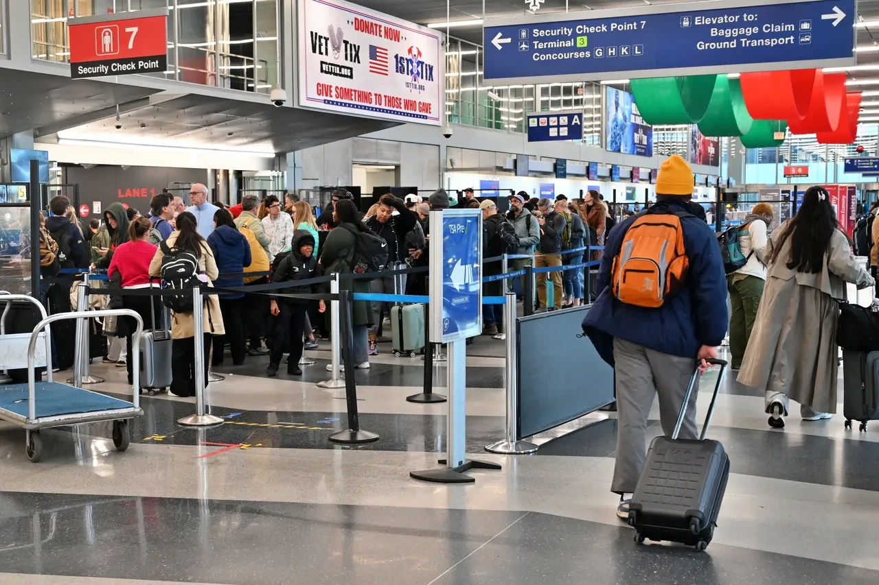 ABD'de bütçe krizi aşıldı: Hükümet yeniden açılıyor