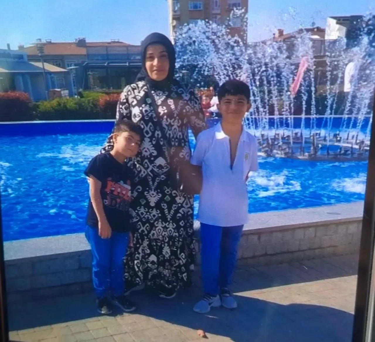 Acılı eş dehşete düşüren detayları paylaştı! 6 kadın birbirine sarılarak ölmüş