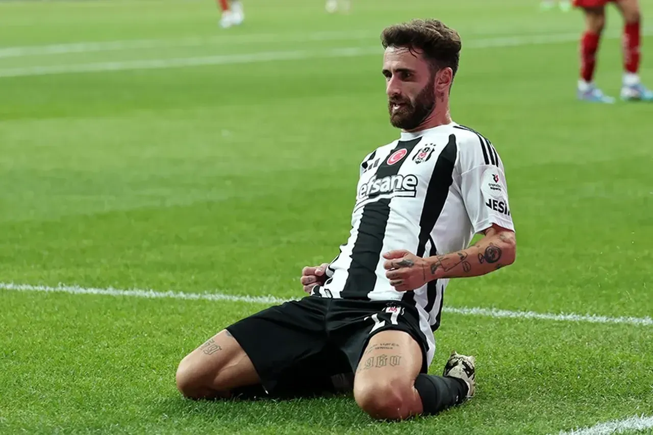 Beşiktaş soyunma odasında büyük kriz! Rafa Silva'dan büyük rest