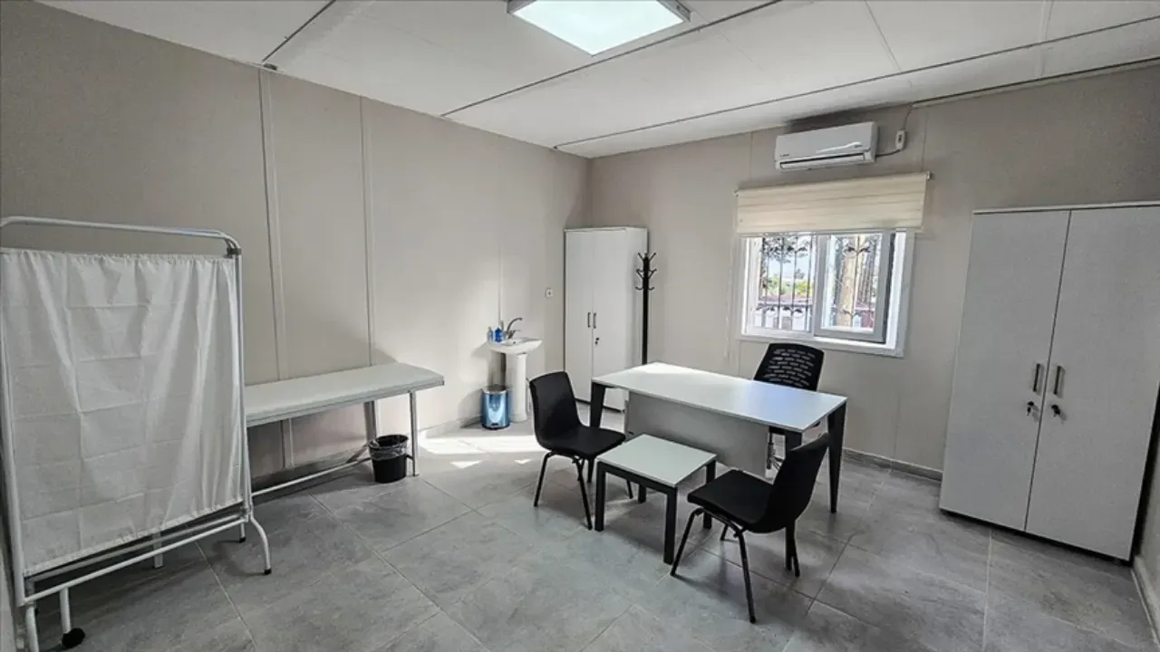 Bugün sağlık ocakları, eczaneler açık mı, kapalı mı? 10 Kasım sağlık ocakları ve eczanelerin çalışma durumu