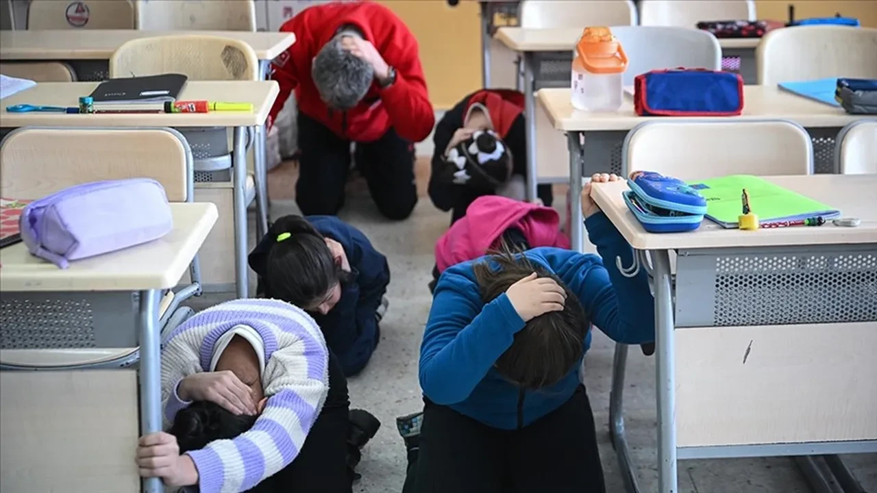 Deprem tatbikatı ne zaman, saat kaçta, nerede yapılacak? 7 ilde eş zamanlı gerçekleştirilecek