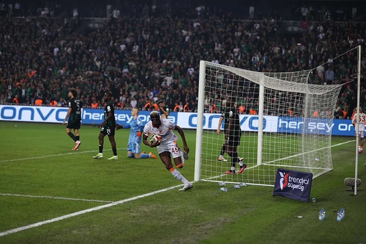 Galatasaray'ın golü ofsayt mı? Kale vuruşundan ofsayt olur mu?