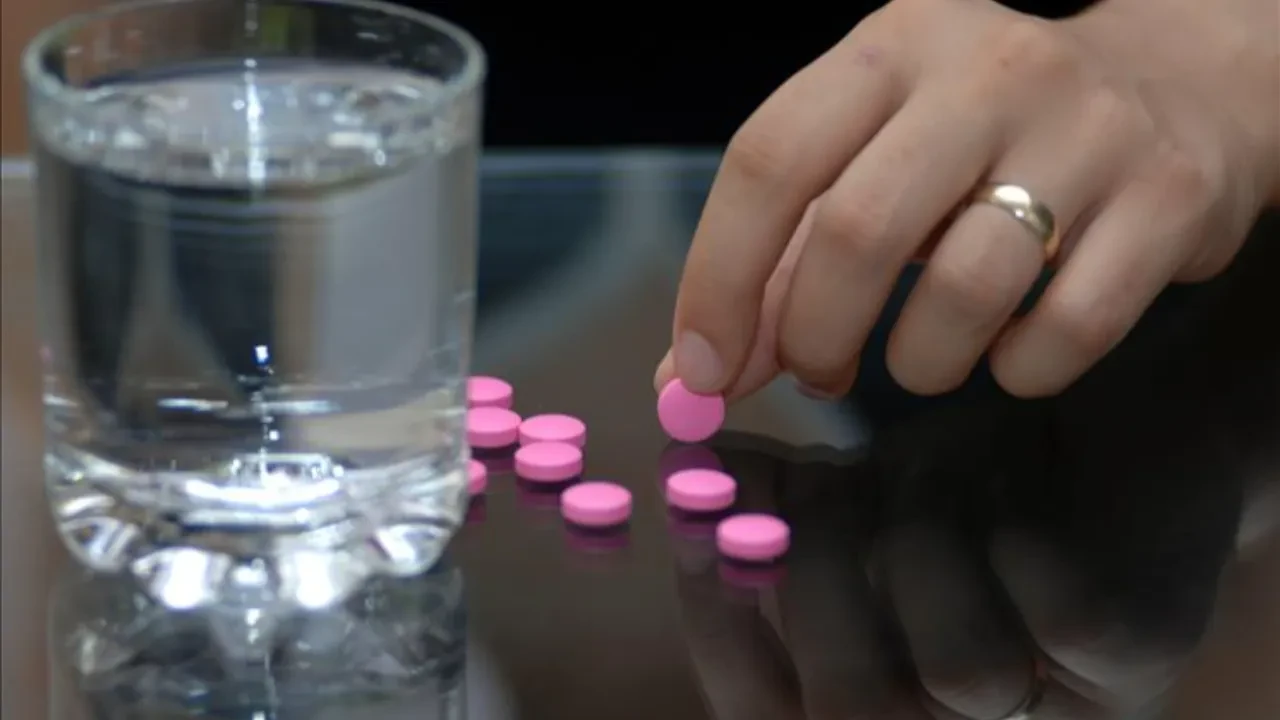 Kadınların menopoz ilacında devrim gibi karar! FDA o uyarıları kaldırdı