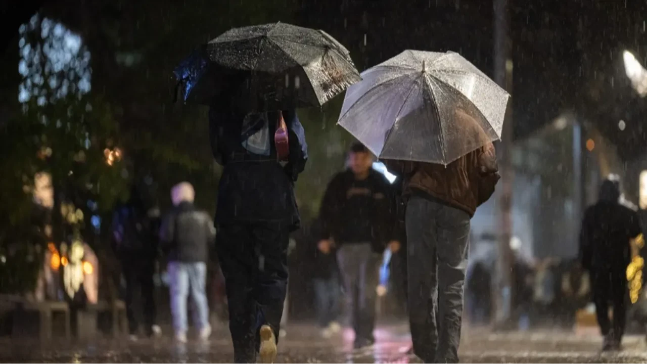 Meteoroloji gün vererek uyardı! 6 il için sağanak yağış alarmı: Günlerce sürecek 