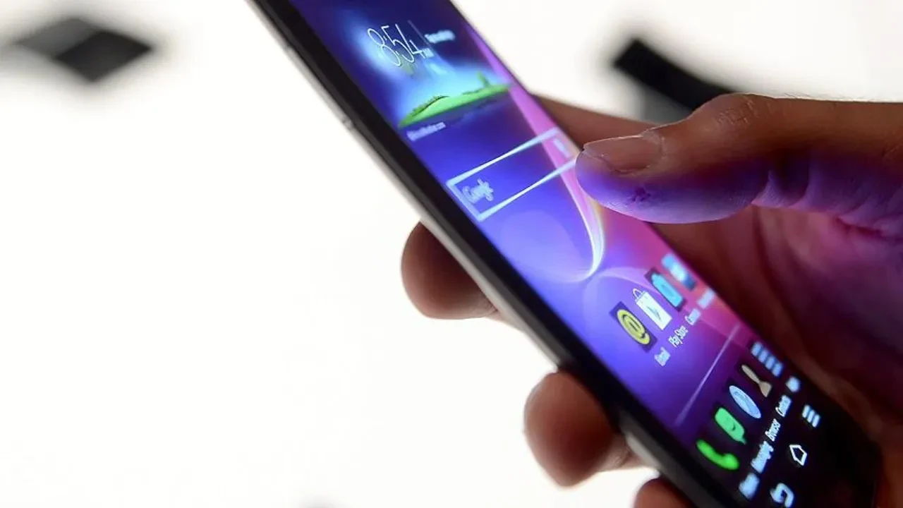 Rusya'ya giriş yapanlara şok: Sim kartlarına internet engeli