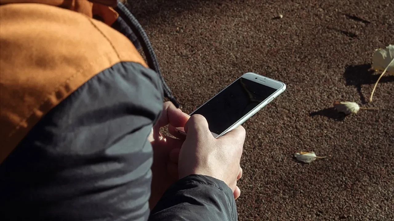 Rusya'ya giriş yapanlara şok: Sim kartlarına internet engeli