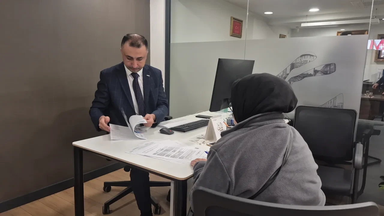 Sosyal konut projesi başvuruları başladı! Banka önlerindeki kuyruk ilgiyi gözler önüne serdi