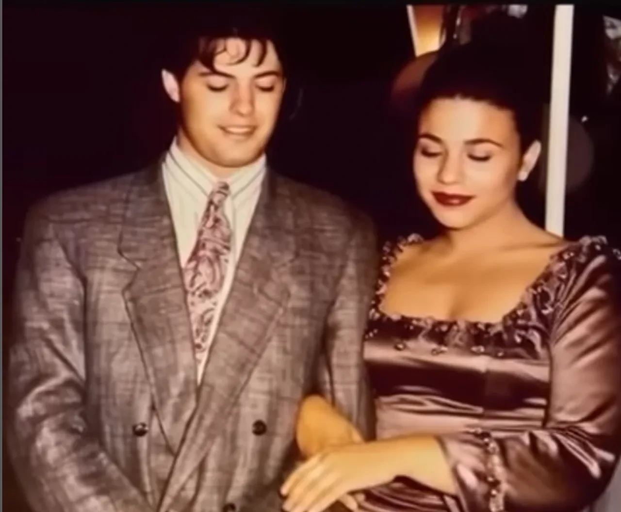 Taşacak Bu Deniz'in Zarife'si Yeşim Ceren Bozoğlu, çocukluk aşkıyla 30 yıl sonra yan yana  