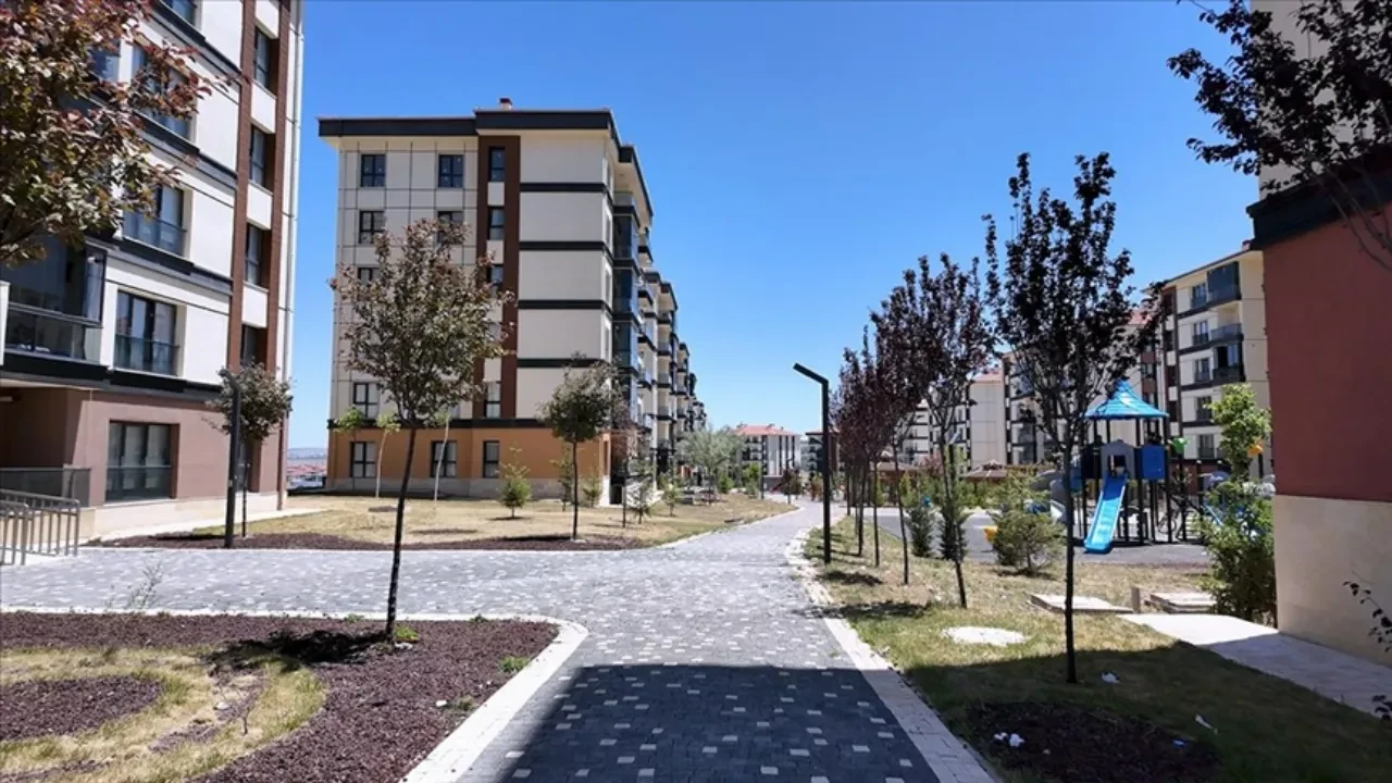 TOKİ 500 bin sosyal konut İzmir'de nerede, hangi ilçelerde yapılacak? İzmir'de TOKİ 21 bin 20 konut yapacak